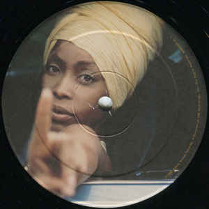 ERYKAH BADU - MAMA´S GUN - Imagem 4