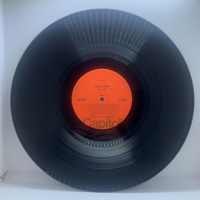 KRAFTWERK - RADIO-ACTIVITY - Imagem 3